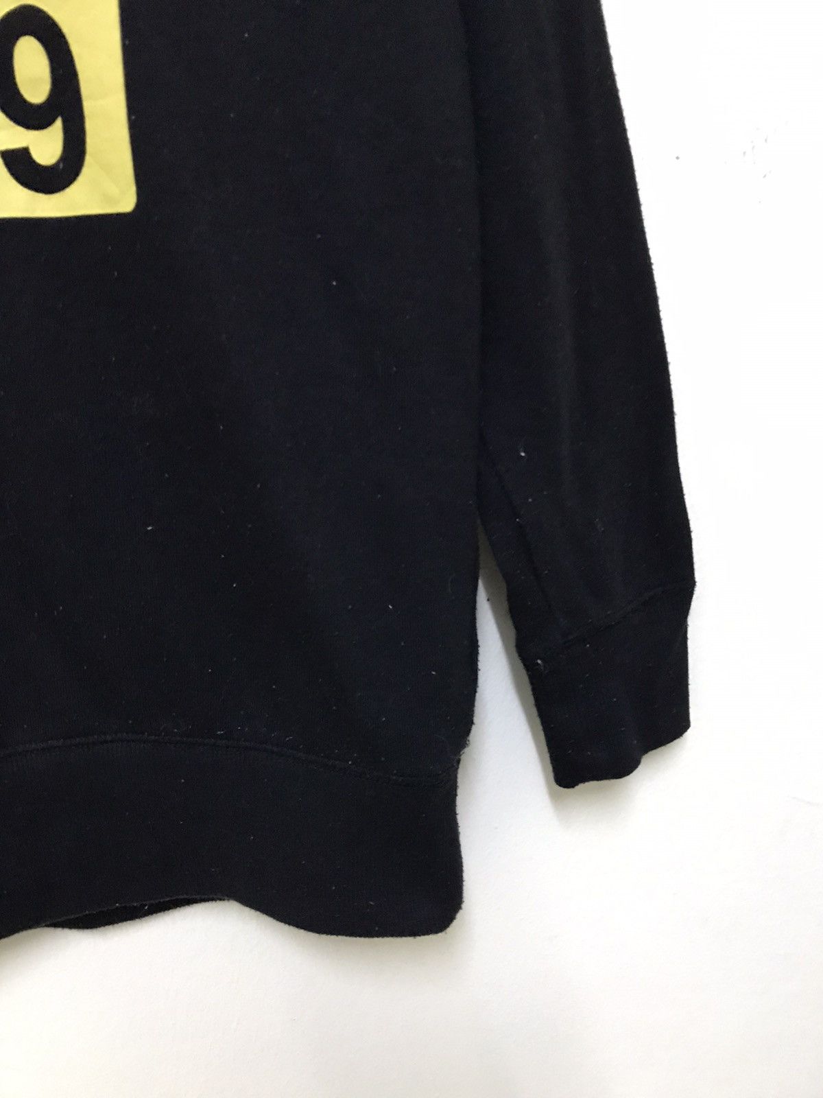 Japanese Brand Japanese Streetwear Sweatshirt Crewneck Big Number Size US L / EU 52-54 / 3 - 5 Thumbnail