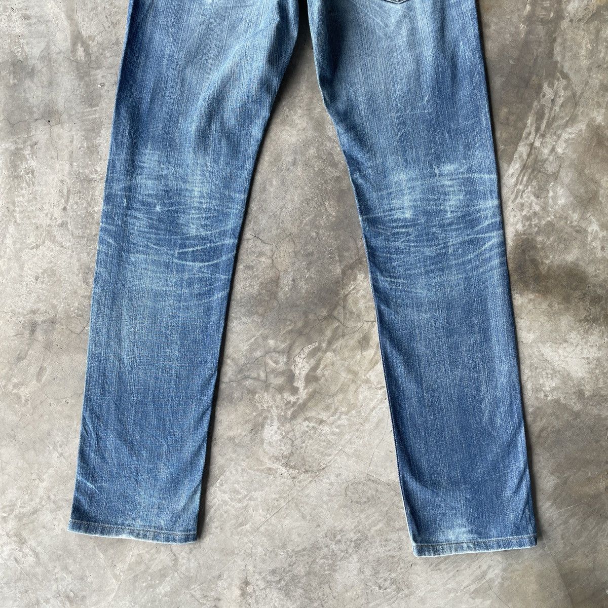 Japanese Brand × Jean Vintage Back Number Faded Distressed Denim Jeans Pants W31 Size US 31 - 11 Thumbnail