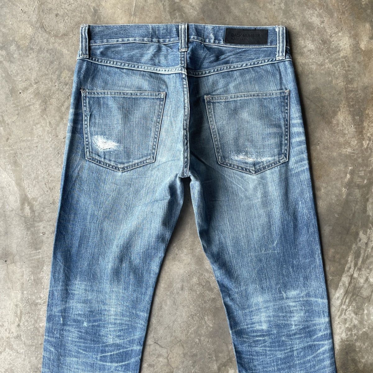 Japanese Brand × Jean Vintage Back Number Faded Distressed Denim Jeans Pants W31 Size US 31 - 12 Thumbnail