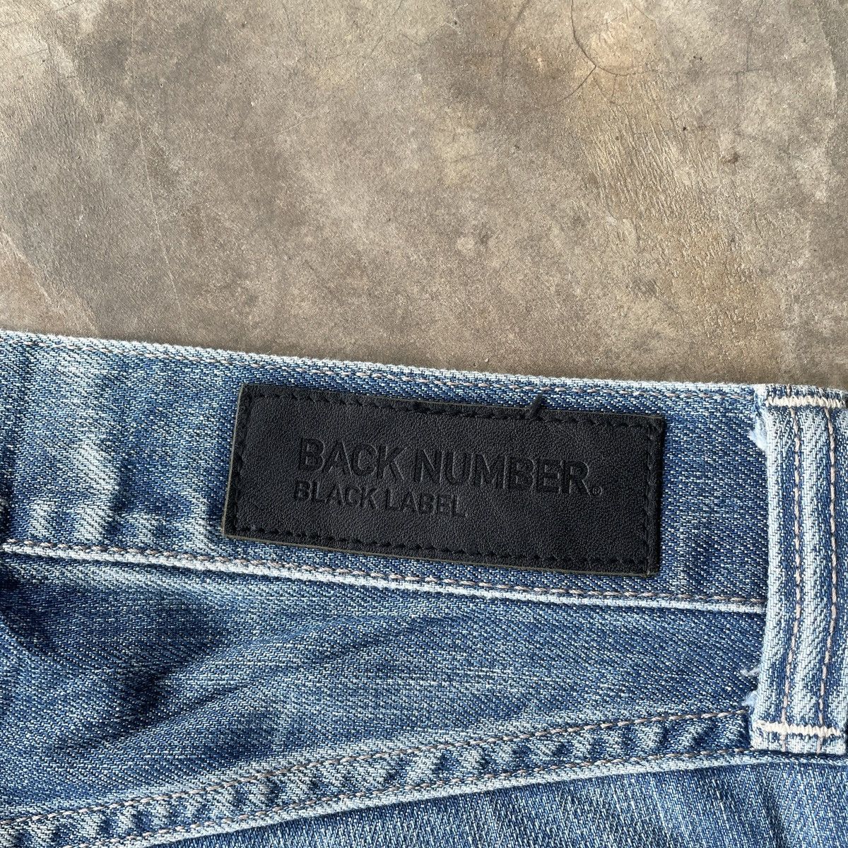 Japanese Brand × Jean Vintage Back Number Faded Distressed Denim Jeans Pants W31 Size US 31 - 10 Thumbnail