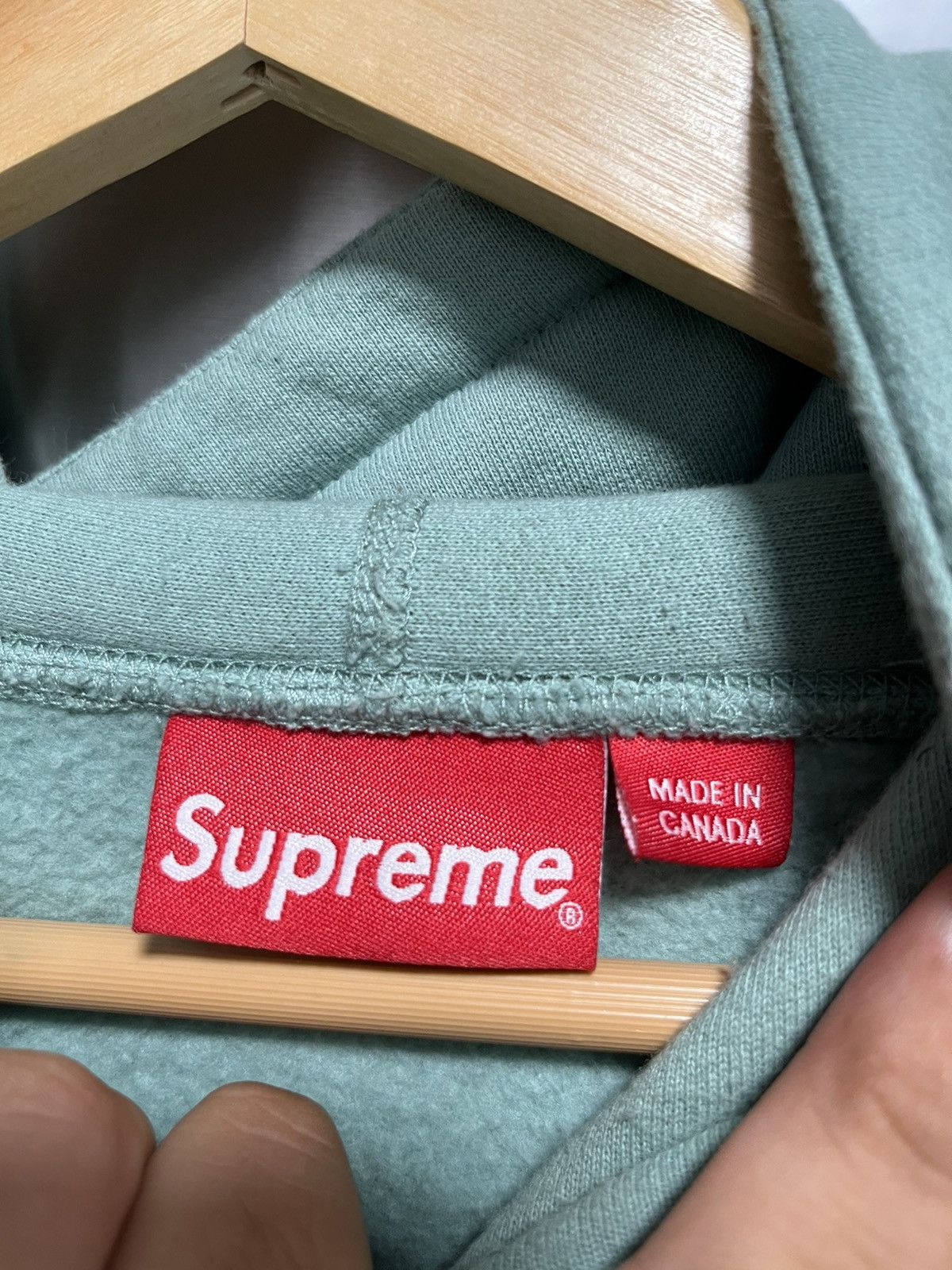 Supreme (L) SS13 Supreme Chenille Arc Logo Hooded Pullover Size US L / EU 52-54 / 3 - 12 Thumbnail