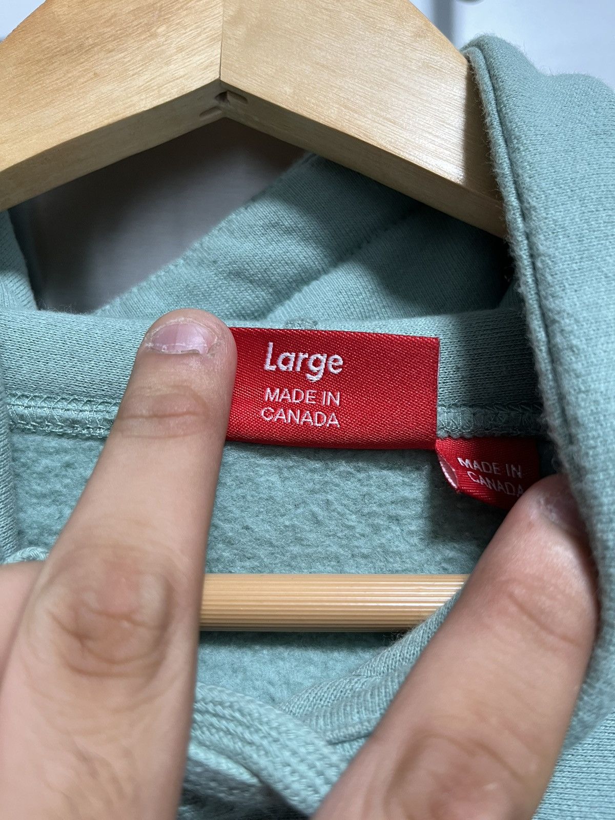 Supreme (L) SS13 Supreme Chenille Arc Logo Hooded Pullover Size US L / EU 52-54 / 3 - 13 Thumbnail