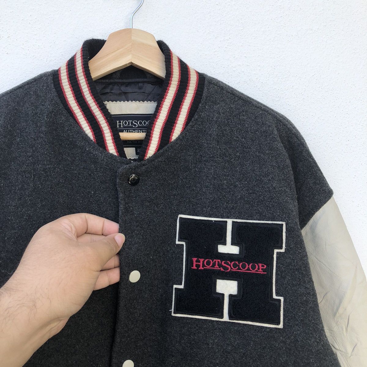 Japanese Brand × SCOOP VARSITY JACKET HOTSCOOP BIG LOGO LEATHER HANDLING RARE Size US L / EU 52-54 / 3 - 4 Thumbnail