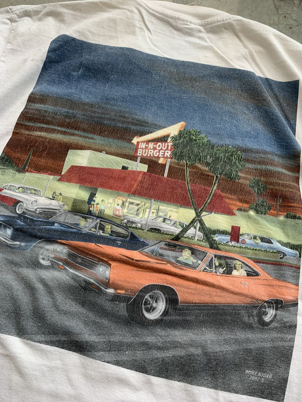 Vintage Vintage Racing In n Out Burger California Tshirt Size US L / EU 52-54 / 3 - 2 Thumbnail