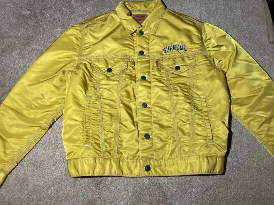 Supreme FW19 Supreme Levi's Yellow Nylon Trucker Jacket Denim