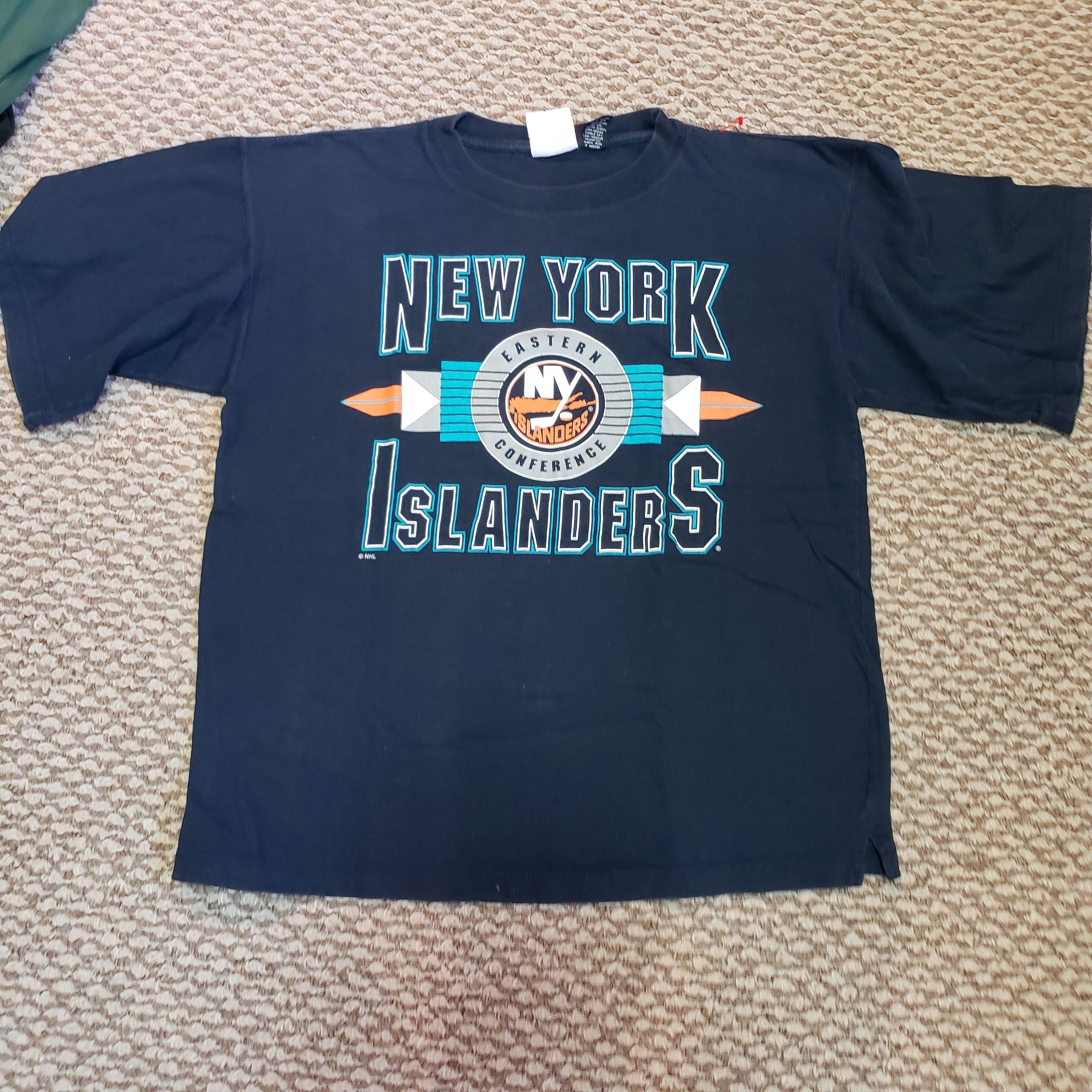 Vintage NY Islanders tee