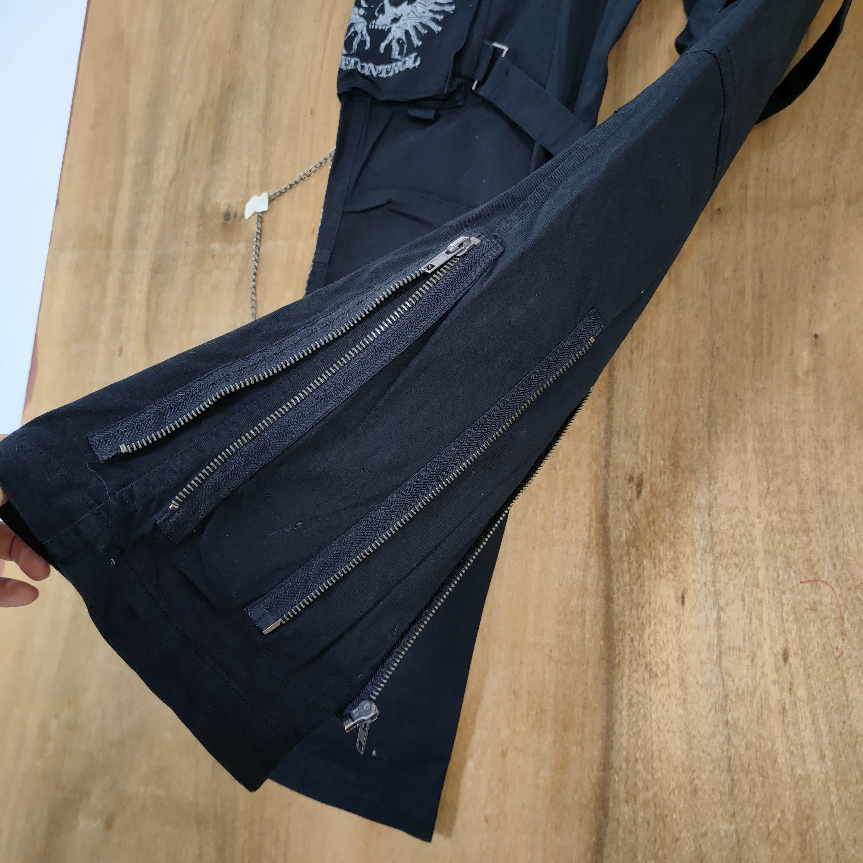 Japanese Brand SEX POT SKULL BLACK BONDAGE CARGO PANTS Size US 32 / EU 48 - 8 Thumbnail
