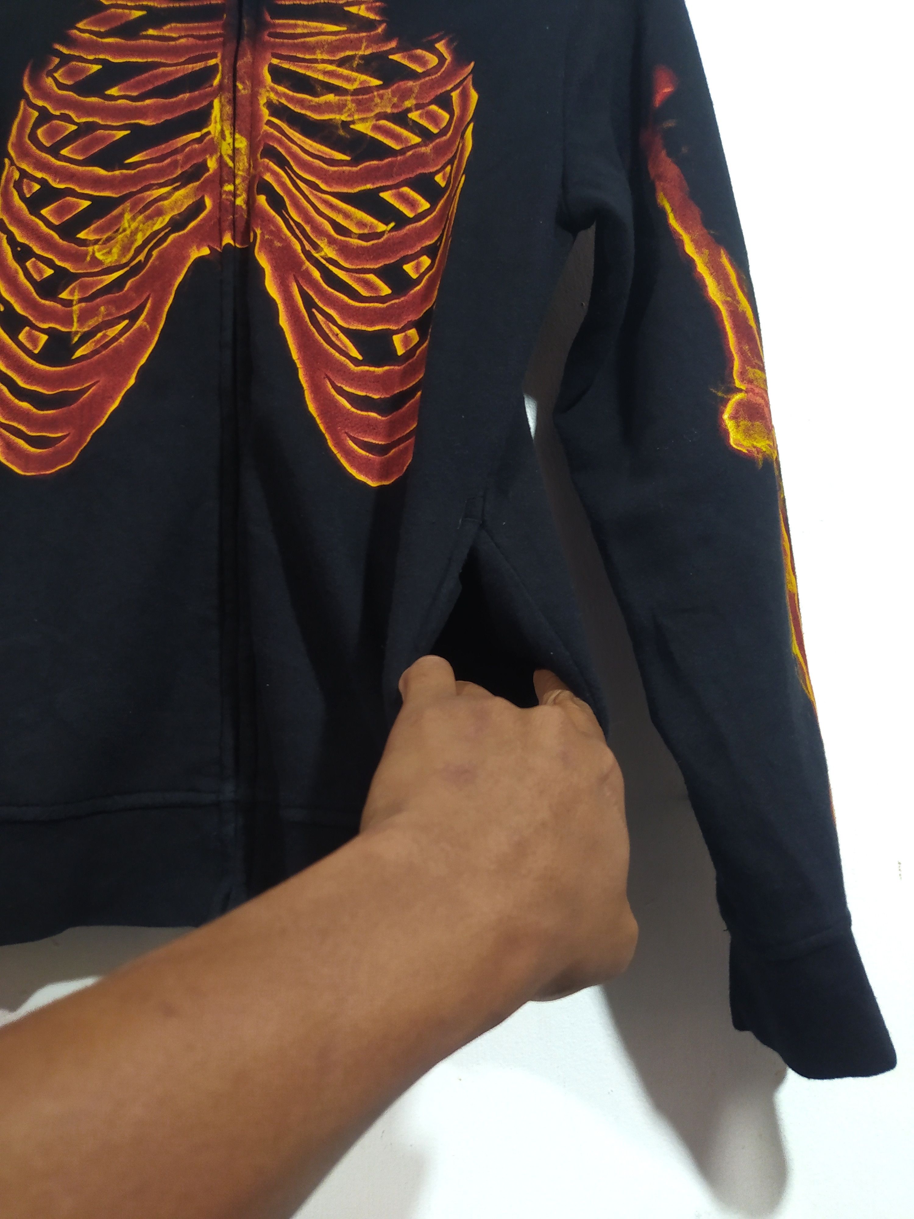 Japanese Brand Burning Skeleton Full Zip Hoodie Size US S / EU 44-46 / 1 - 6 Thumbnail