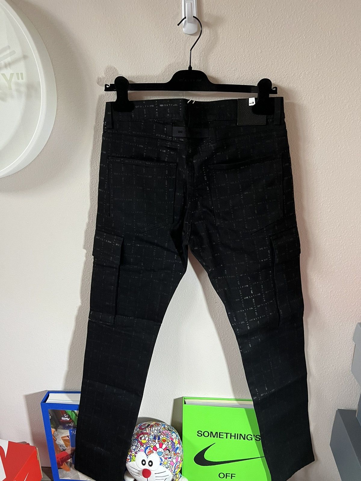 1017 ALYX 9SM 1017 ALYX 9SM Monogram Logo Cargo Pants Size US 30 / EU 46 - 2 Thumbnail