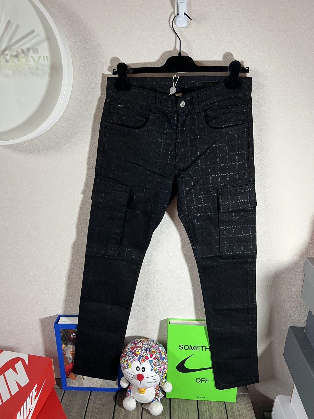 1017 ALYX 9SM 1017 ALYX 9SM Monogram Logo Cargo Pants Size US 30 / EU 46 - 1 Thumbnail