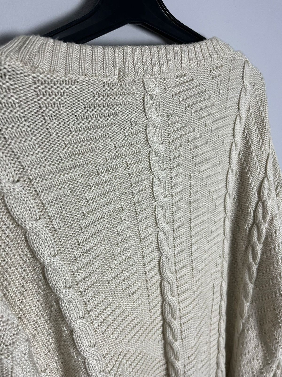 Burberrys vintage big logo sweater