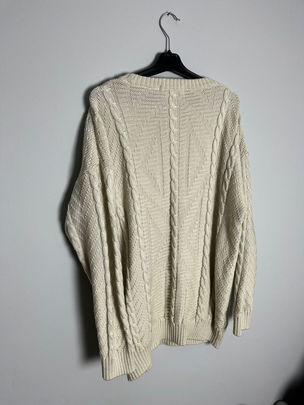 Burberrys vintage big logo sweater