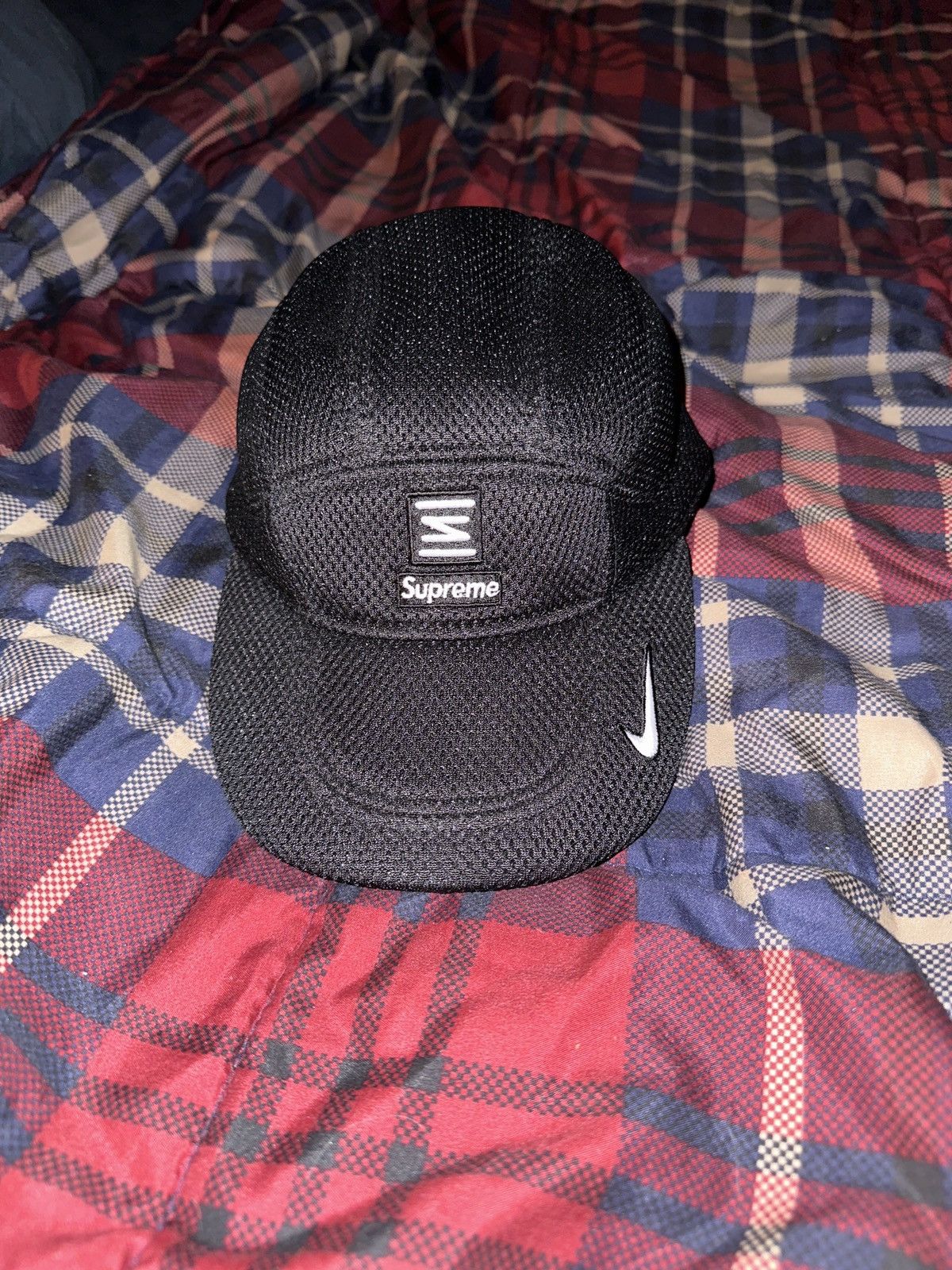 supreme nike air max running hat black
