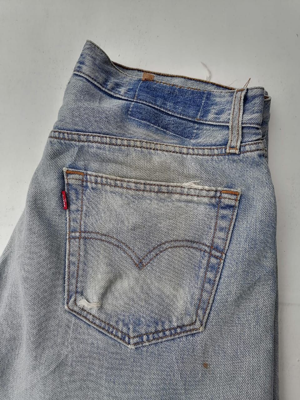 Levi's × Levi's Vintage Clothing × Vintage Levi's Strauss Fly Button Distressed Denim Jeans Size US 32 / EU 48 - 6 Thumbnail