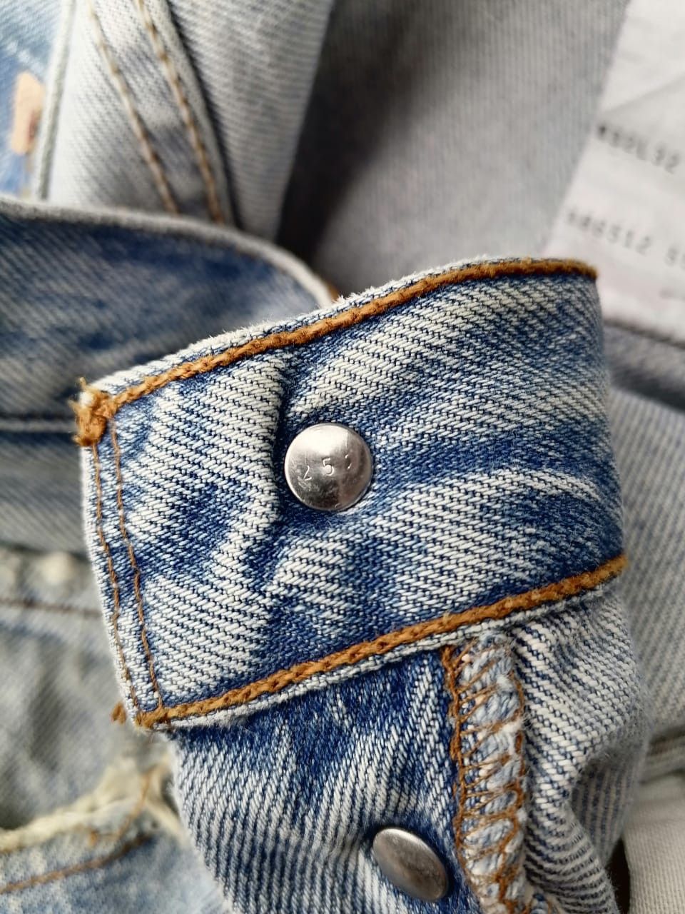 Levi's × Levi's Vintage Clothing × Vintage Levi's Strauss Fly Button Distressed Denim Jeans Size US 32 / EU 48 - 4 Thumbnail