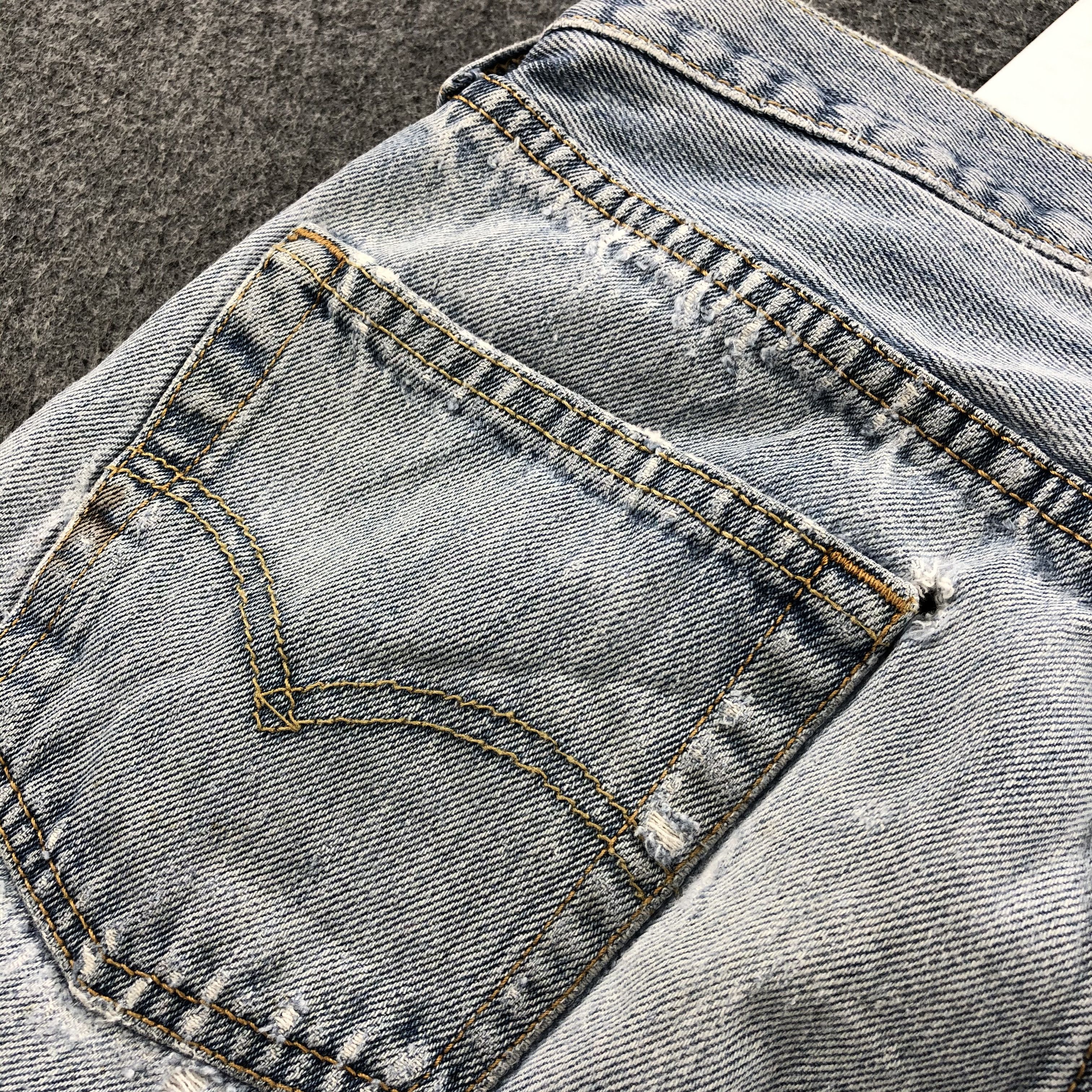 Levi's × Vintage Vintage Light Wash Levis 501 Jeans-JM1716 Size US 27 - 10 Thumbnail