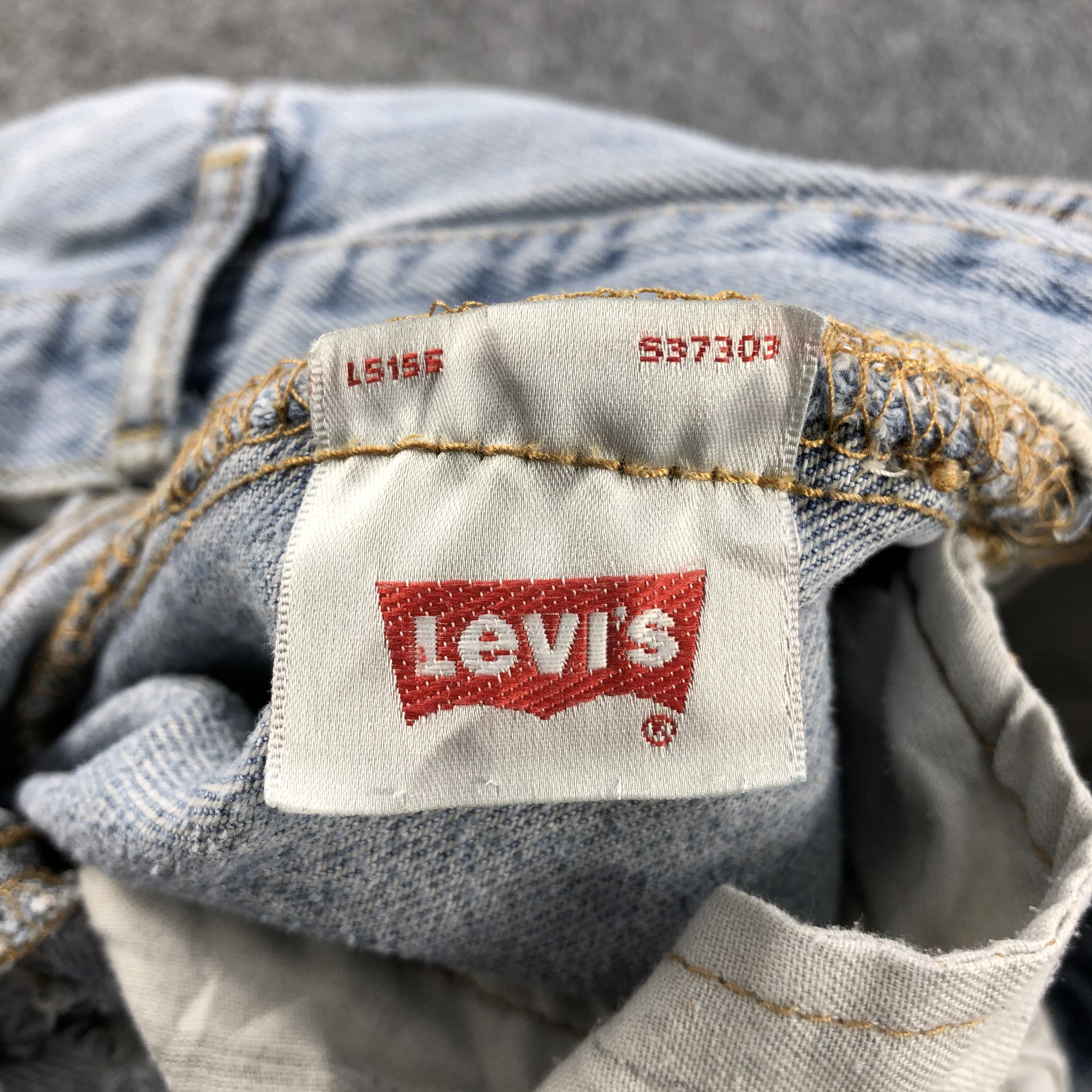 Levi's × Vintage Vintage Light Wash Levis 501 Jeans-JM1716 Size US 27 - 6 Thumbnail