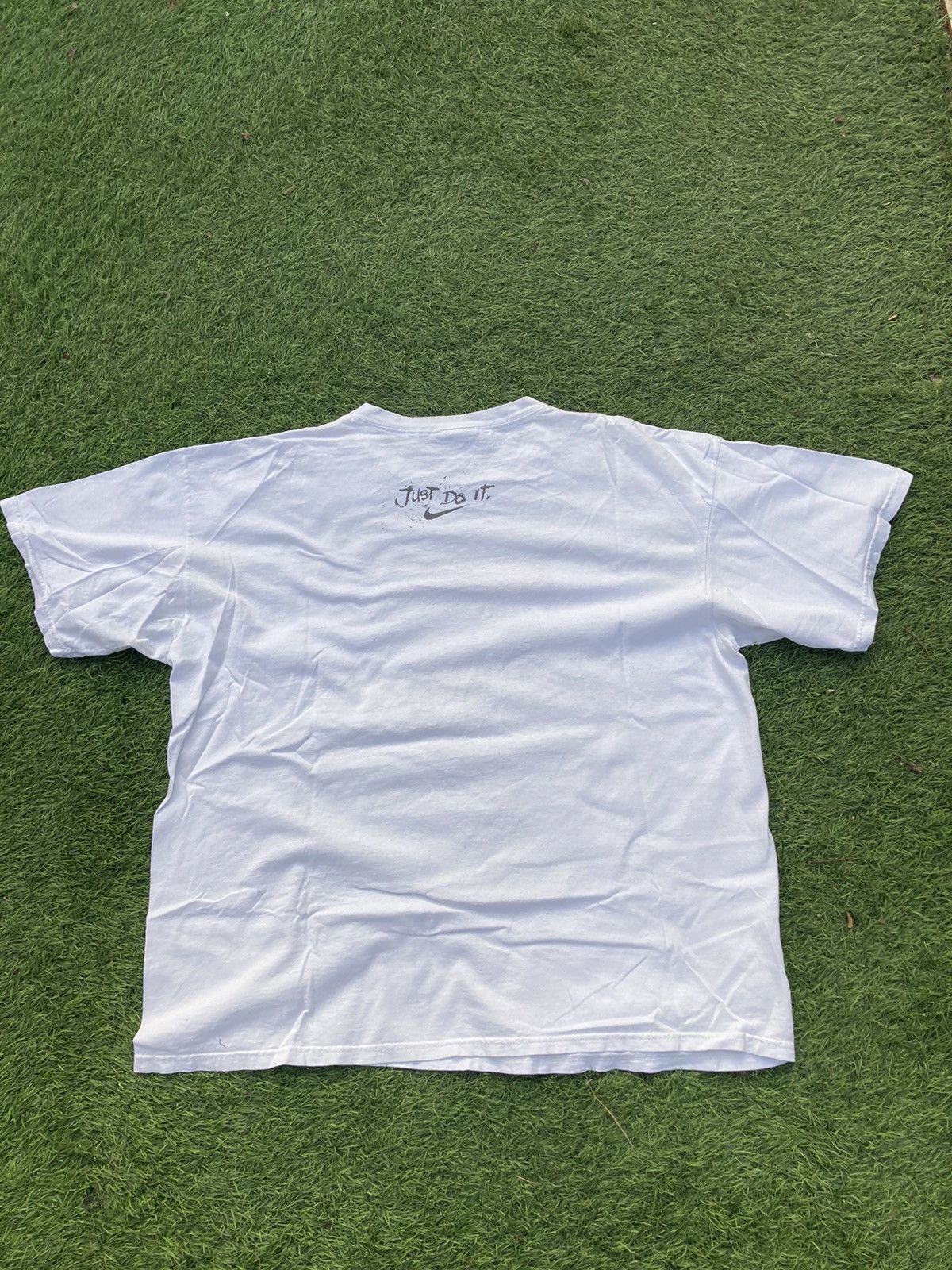 Nike Vintage Nike basketball t shirt Size US XL / EU 56 / 4 - 4 Thumbnail