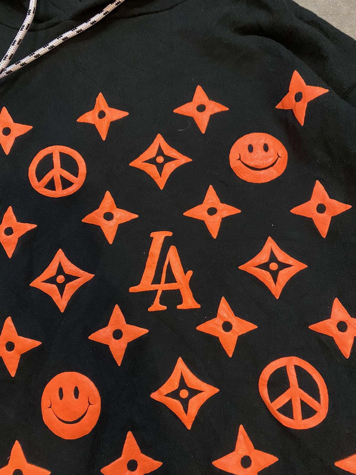 PHENOMENON Stud muffin Japan smile Anarchy monogram logo Size US M / EU 48-50 / 2 - 4 Thumbnail
