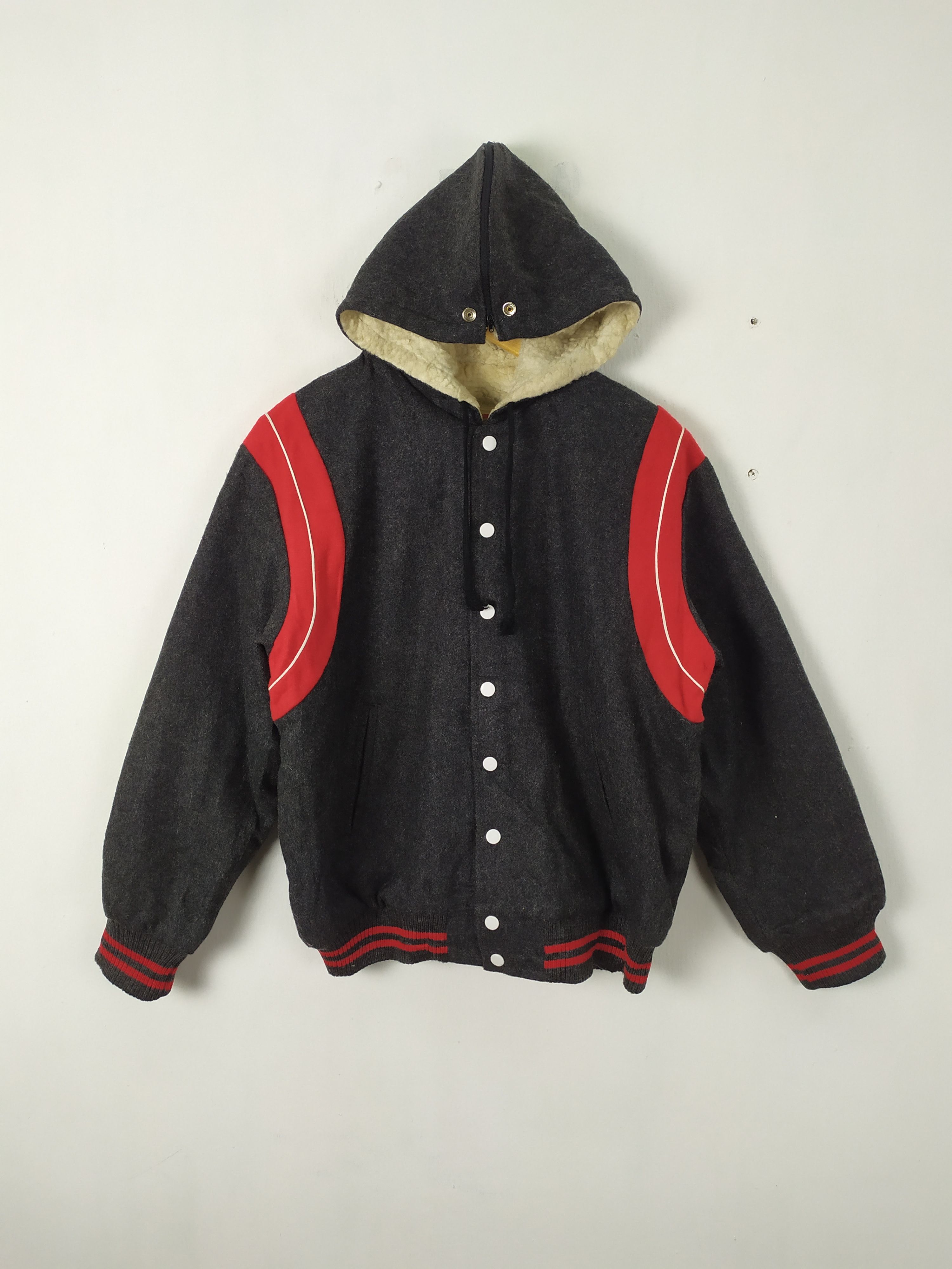 image of Yankees Women Wool Varsity Jacket Hooded in Gray/Red
