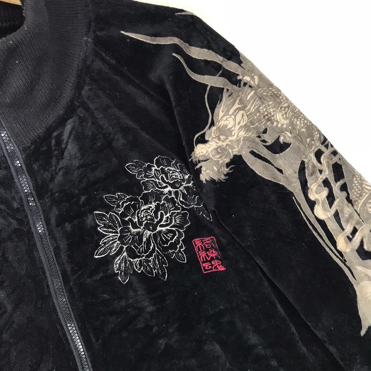 Japanese Brand Karakuri Tamashi Dragon Overprint Black Velvet Yakuza Jacket Size US L / EU 52-54 / 3 - 6 Thumbnail