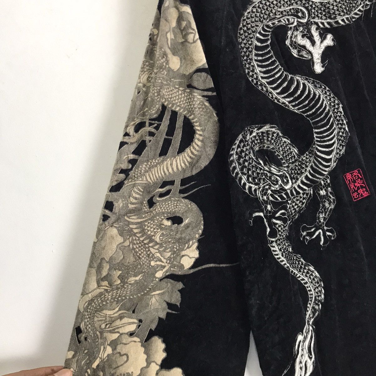 Japanese Brand Karakuri Tamashi Dragon Overprint Black Velvet Yakuza Jacket Size US L / EU 52-54 / 3 - 8 Thumbnail