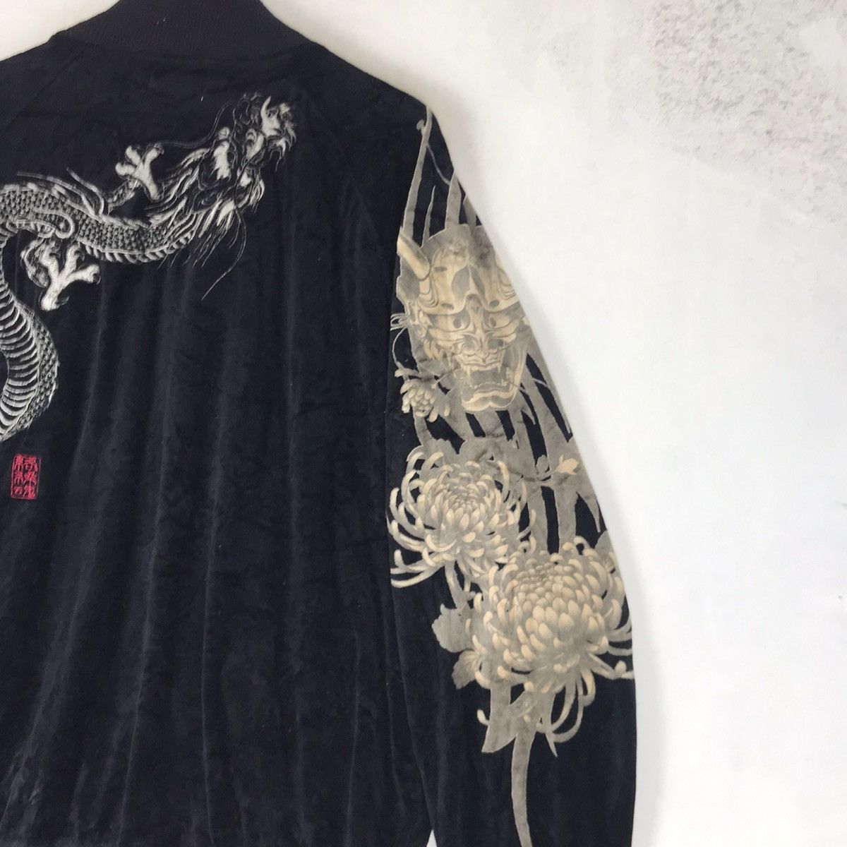 Japanese Brand Karakuri Tamashi Dragon Overprint Black Velvet Yakuza Jacket Size US L / EU 52-54 / 3 - 7 Thumbnail