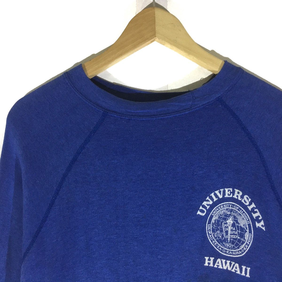 Other Vintage University Hawaii Sweatshirt Biglogo Hawaii Rainbow Size US M / EU 48-50 / 2 - 3 Thumbnail