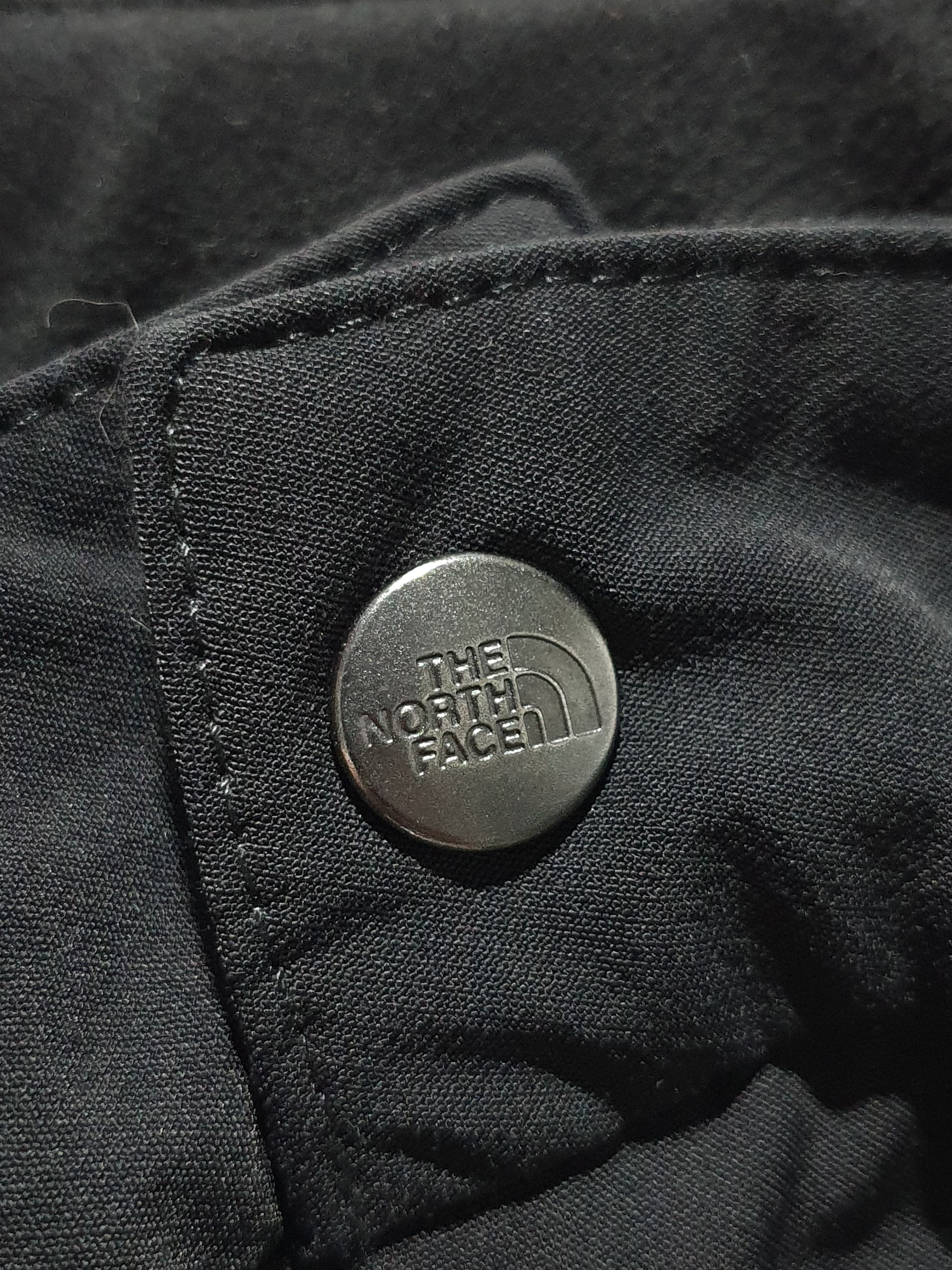 The North Face × Vintage 90s The North Face Nylon Multi Pocket Tracking pants Size US 32 / EU 48 - 8 Thumbnail