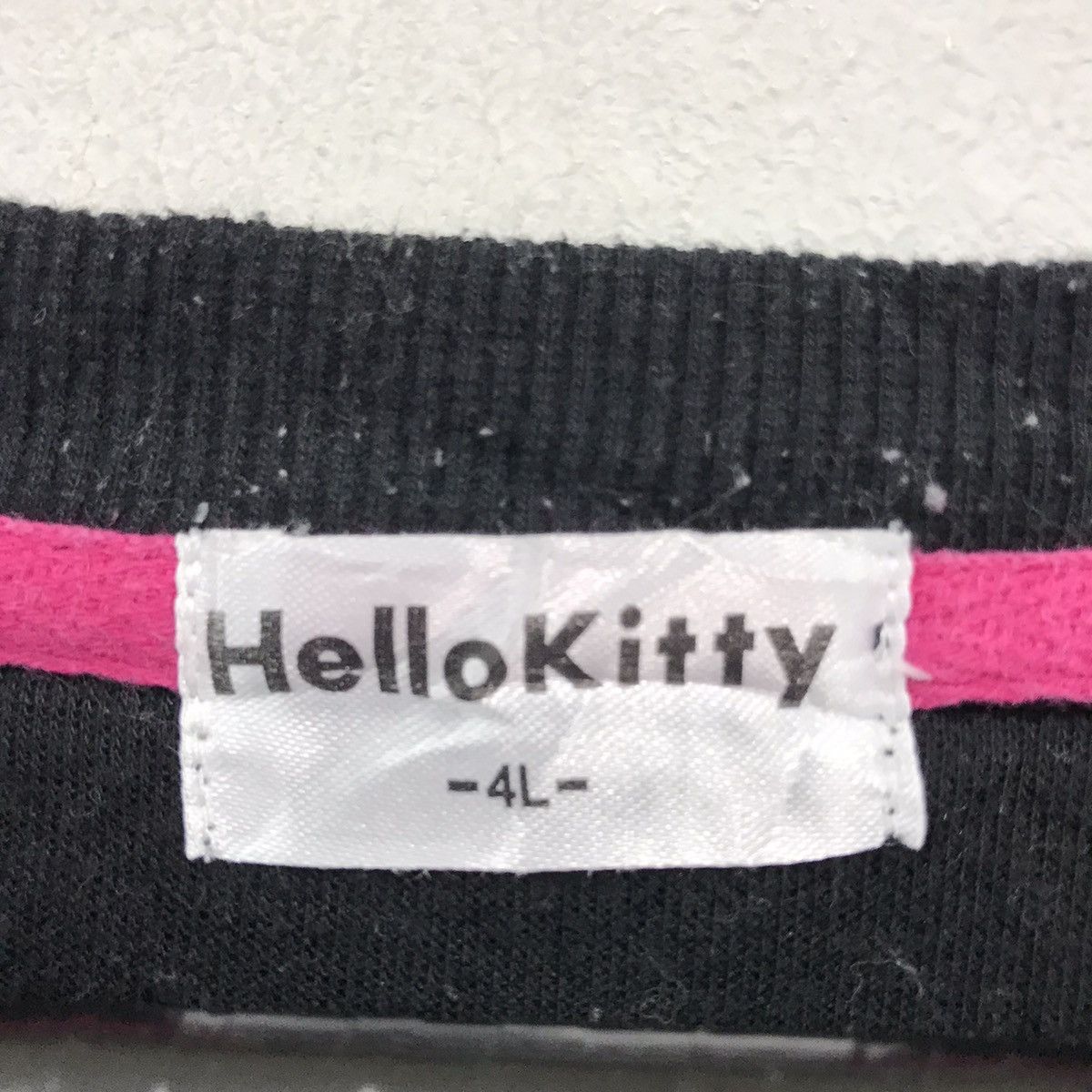Cartoon Network × Disney × Vintage Vintage Hello Kitty Sweatshirt Crewneck Logo Hello Kitty Size US M / EU 48-50 / 2 - 5 Thumbnail