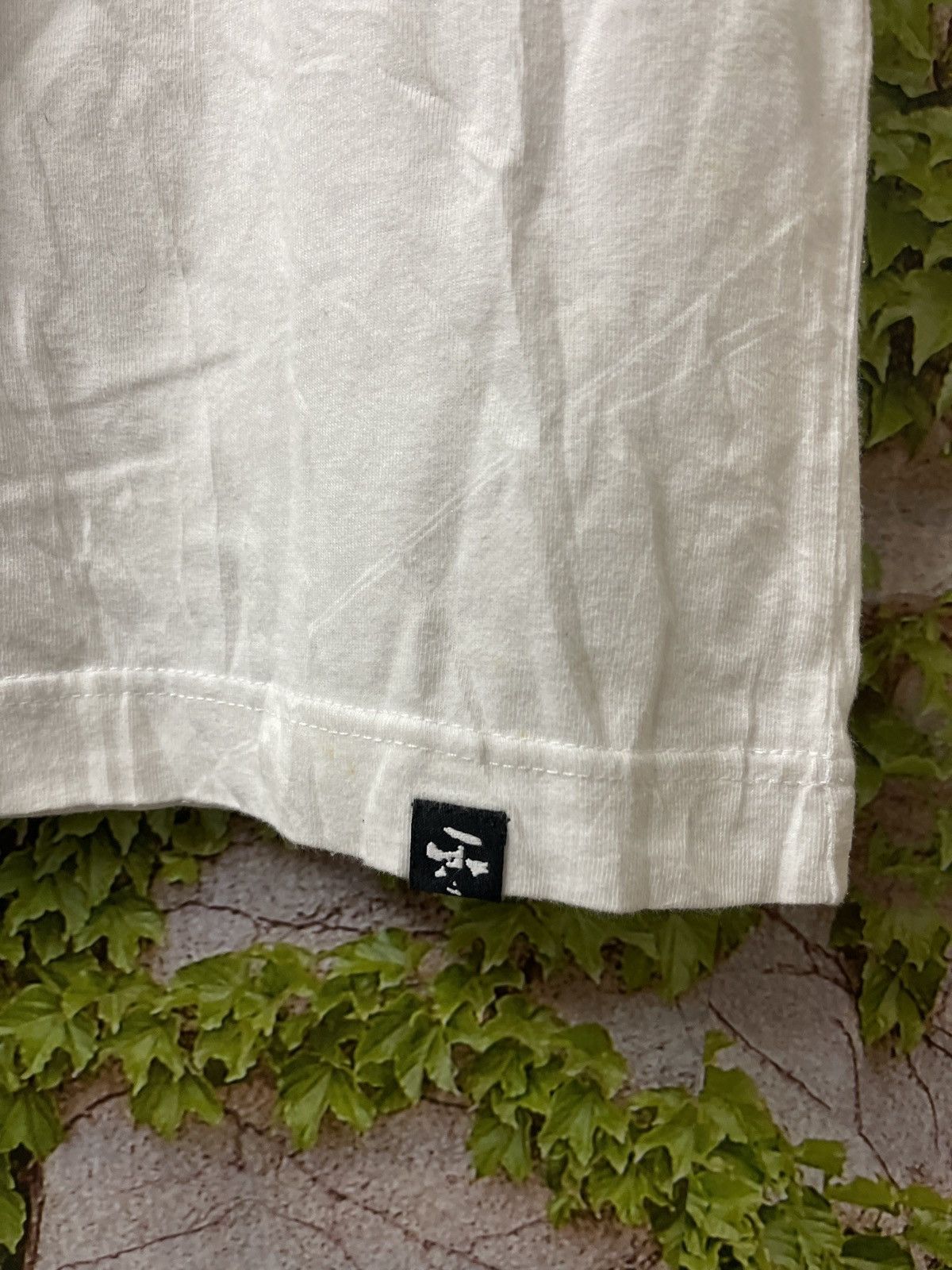 Japanese Brand VINTAGE TARGET PORNSTAR PHOTO TEE VERY RARE Size US M / EU 48-50 / 2 - 3 Thumbnail