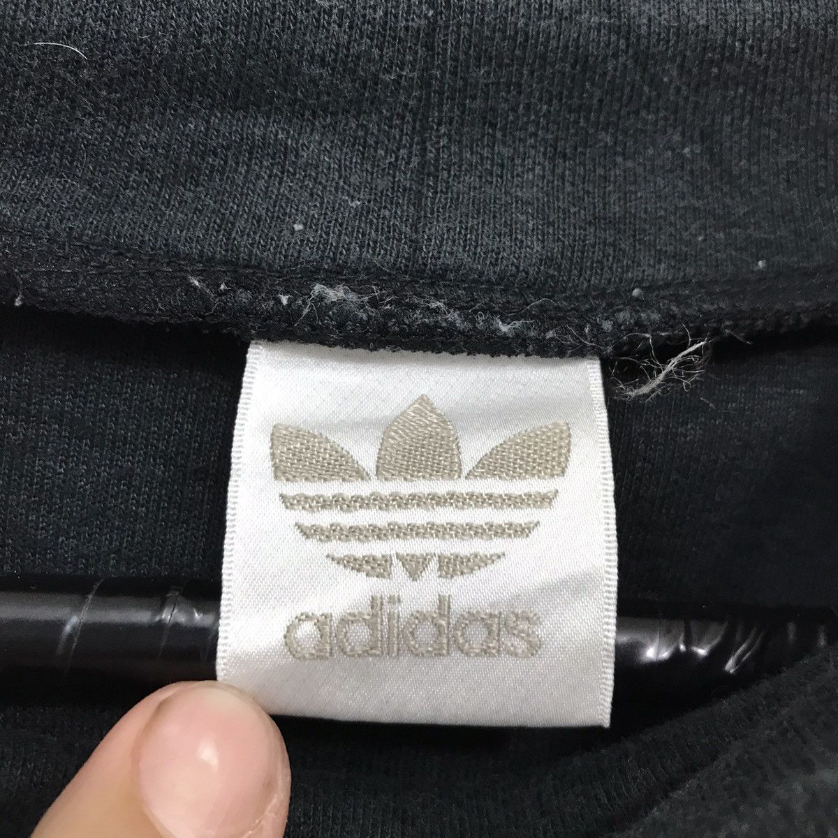 Adidas × Japanese Brand × Vintage Vintage Adidas Sweatshirt Adidas Multicolour Blog Jumper Size US M / EU 48-50 / 2 - 13 Thumbnail