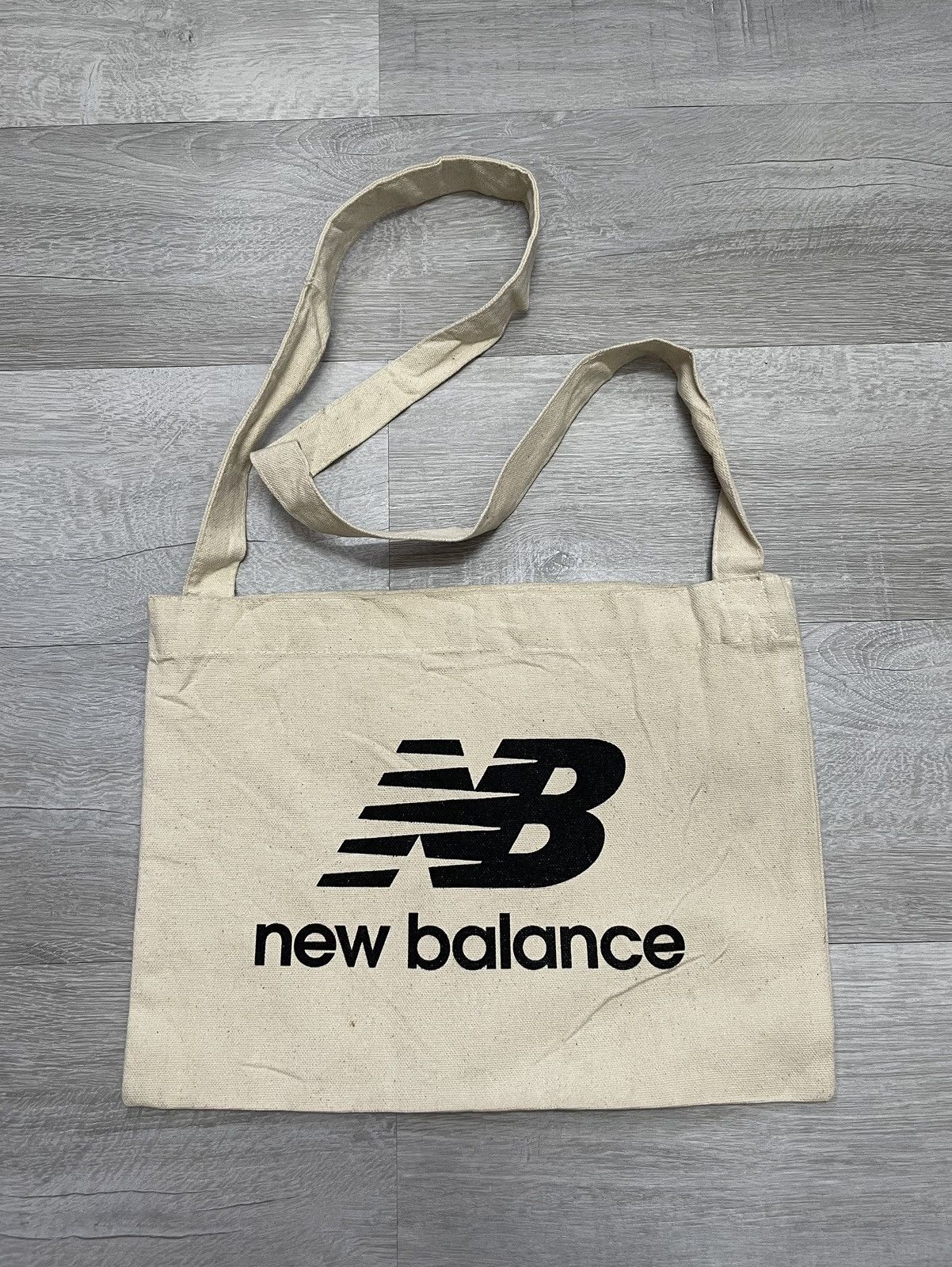 new balance shoulder bag