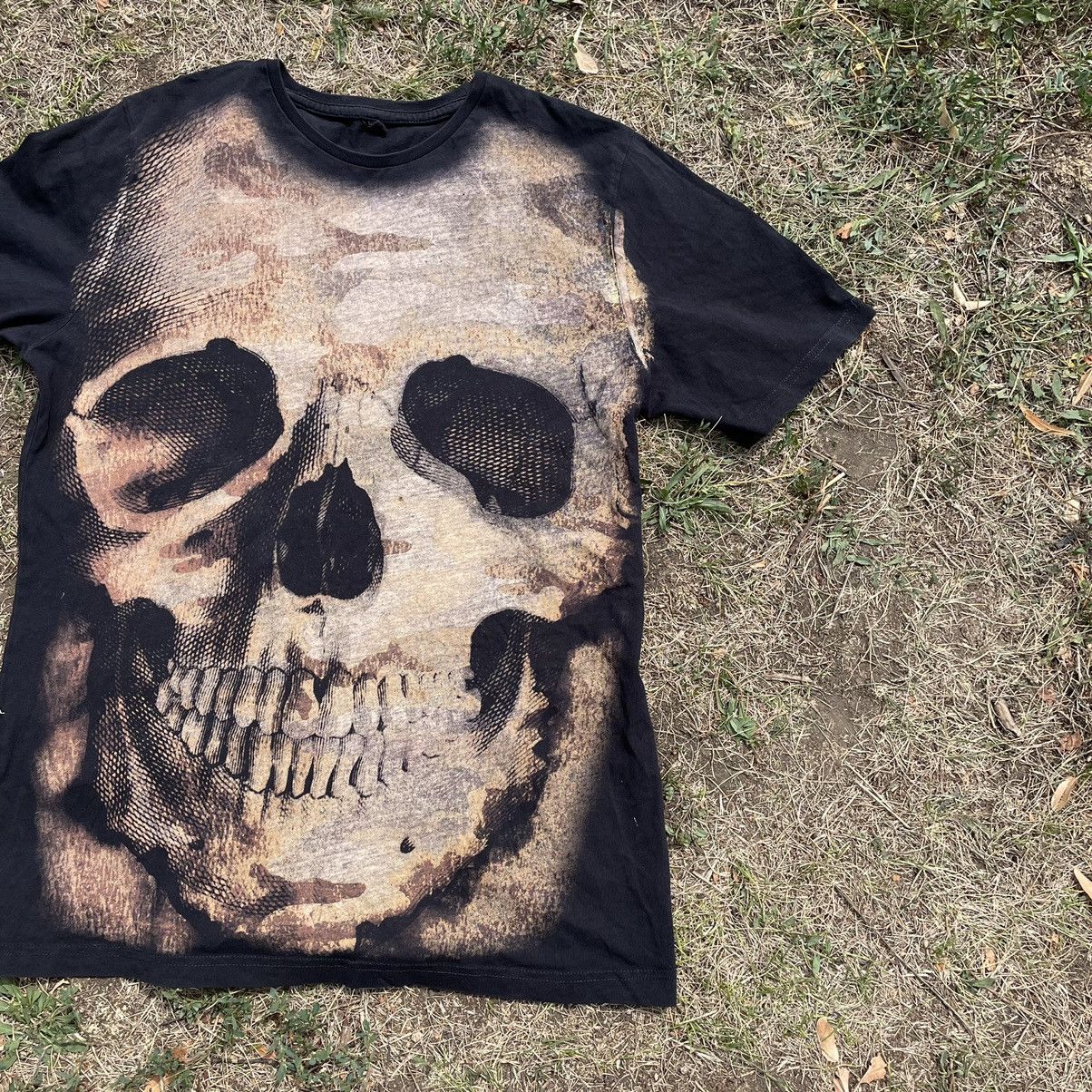 Vintage Vintage Y2K Sun Faded Skull Graphic Tee Grunge Black Slim M Size US M / EU 48-50 / 2 - 2 Thumbnail
