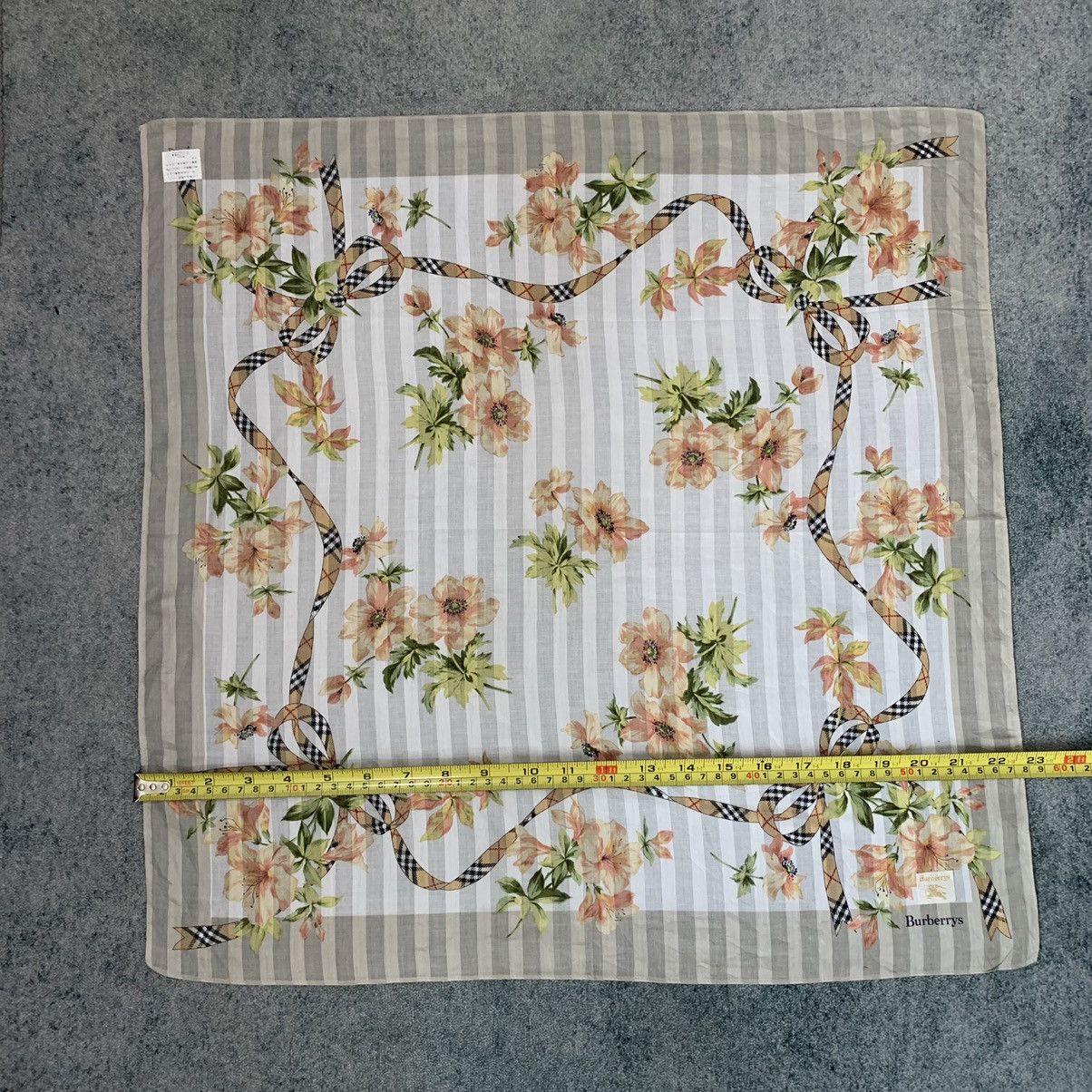 Burberry × Vintage Vintage Burberrys Handkerchief Neckerchief Bandana Size ONE SIZE - 6 Thumbnail