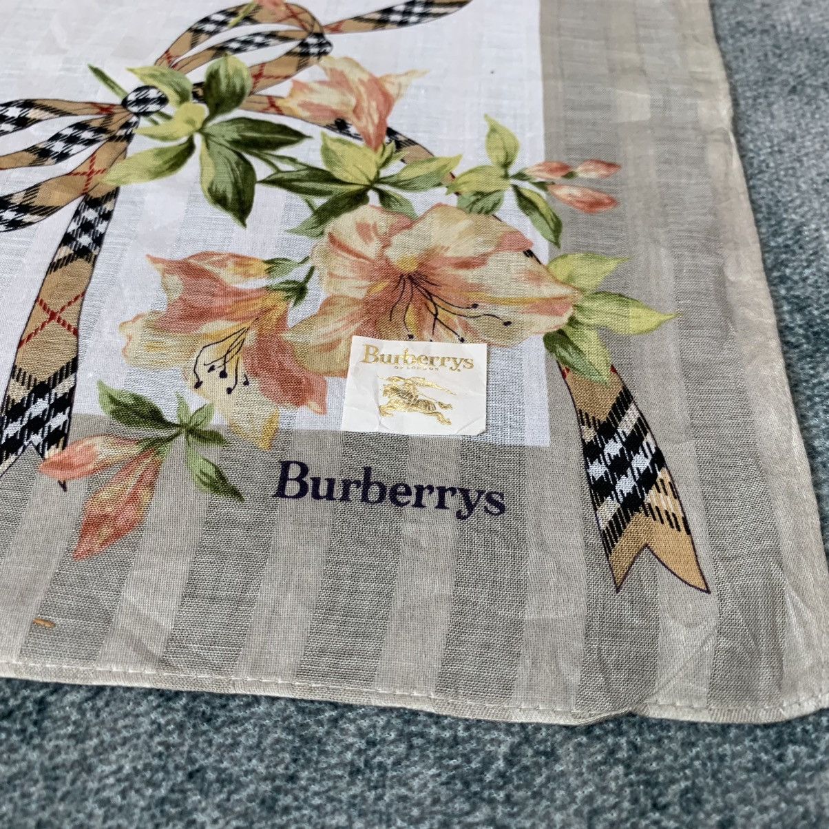Burberry × Vintage Vintage Burberrys Handkerchief Neckerchief Bandana Size ONE SIZE - 2 Thumbnail