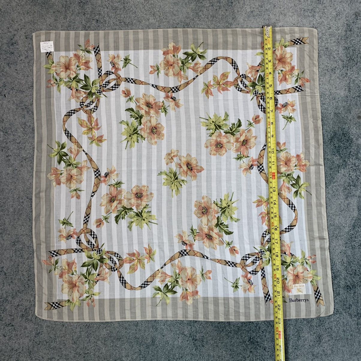 Burberry × Vintage Vintage Burberrys Handkerchief Neckerchief Bandana Size ONE SIZE - 5 Thumbnail