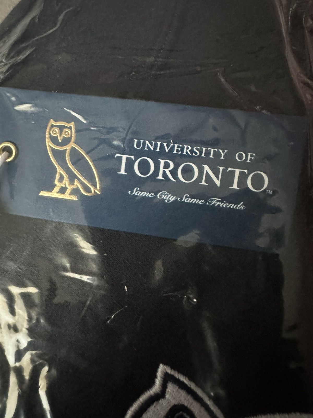 October's Very Own OVO x University of Toronto (U of T) Hoodie (new with tags) Size US XXL / EU 58 / 5 - 3 Thumbnail