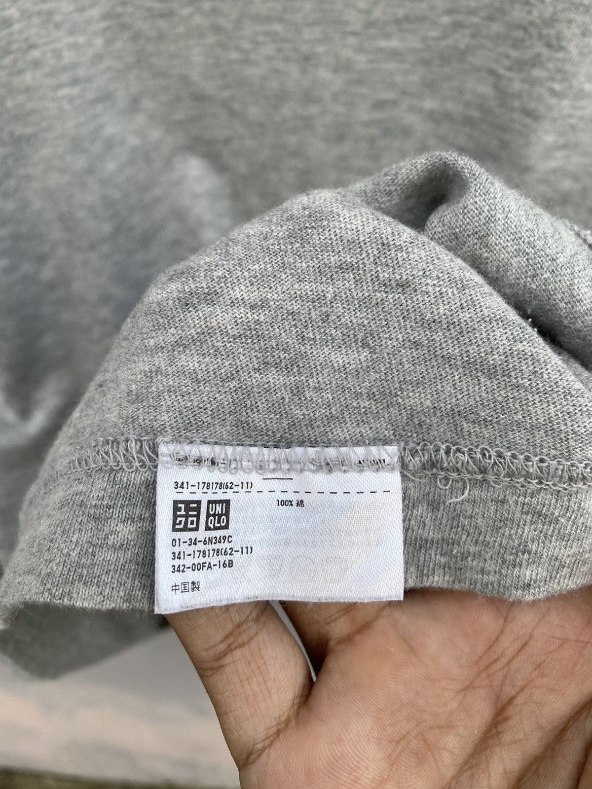 Japanese Brand SS2016 UT collection x kaws nice graphics tee Size US L / EU 52-54 / 3 - 8 Thumbnail