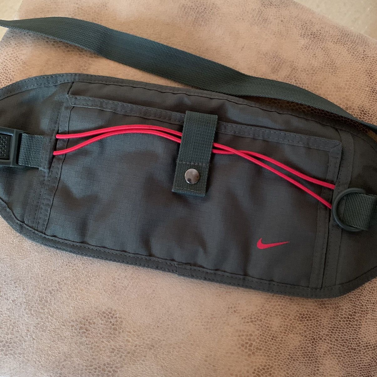 Nike Vintage Nike Green Belt Bag Size ONE SIZE - 1 Thumbnail