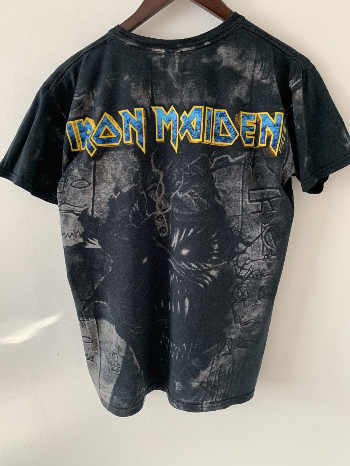 Band Tees 2009 Iron Maiden Black T-Shirt Size US S / EU 44-46 / 1 - 1 Thumbnail