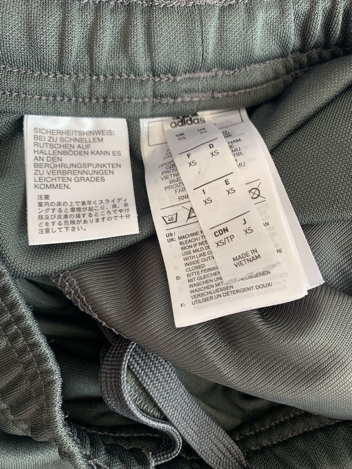 Adidas Adidas Grey Sweatpants Size US 29 - 8 Thumbnail