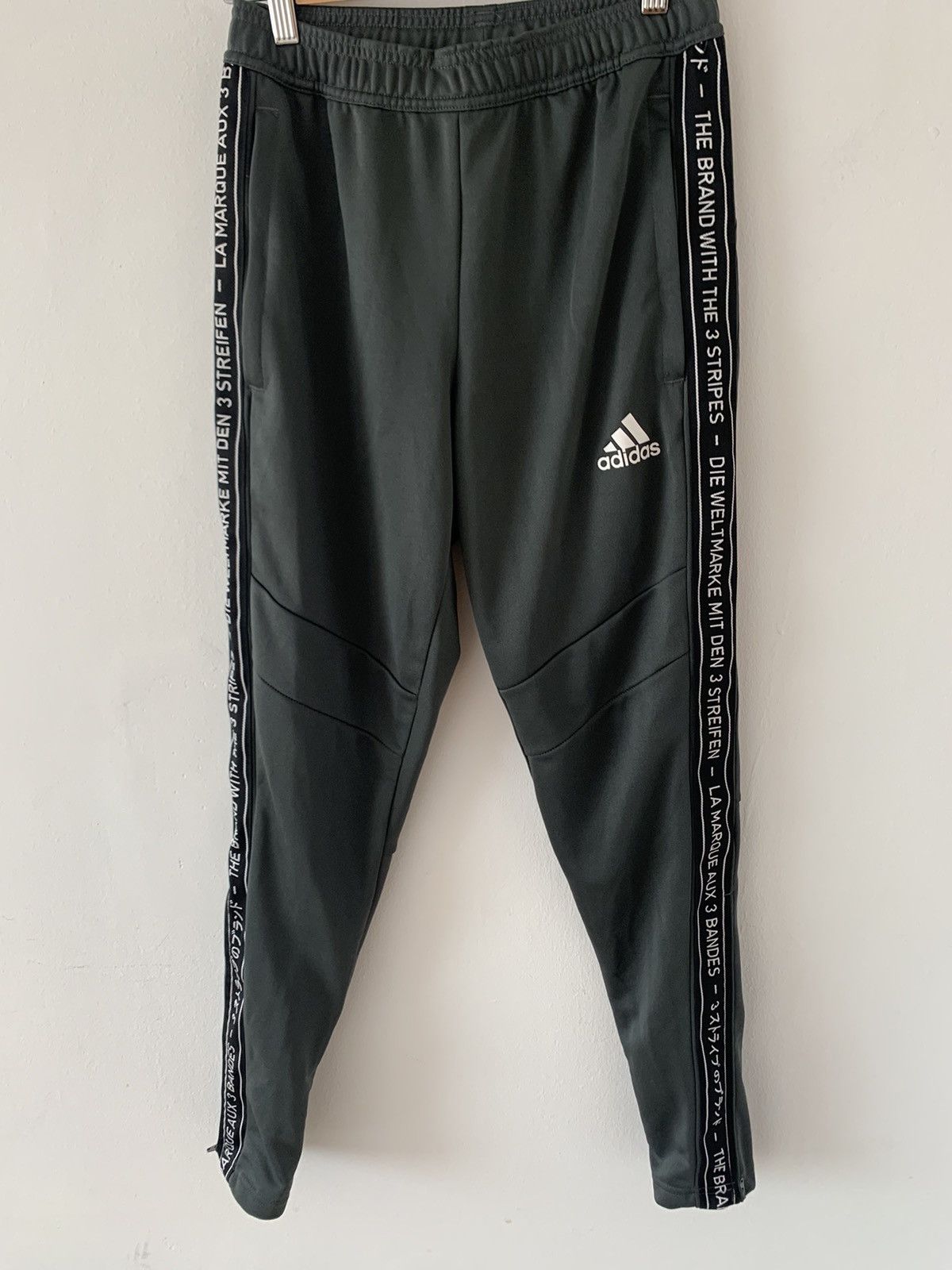 Adidas Adidas Grey Sweatpants Size US 29 - 1 Thumbnail