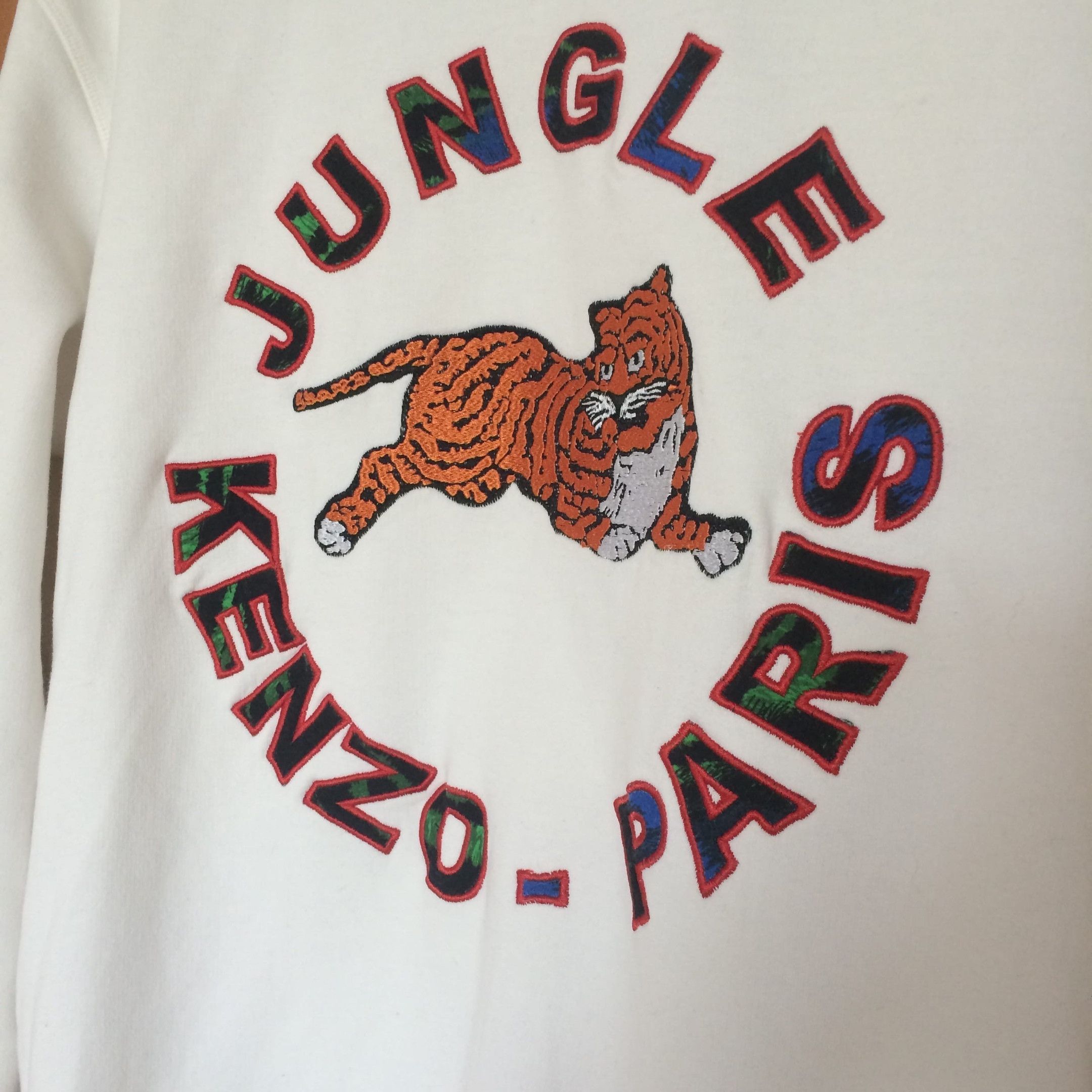 Kenzo claw tiger sweatshirt hotsell