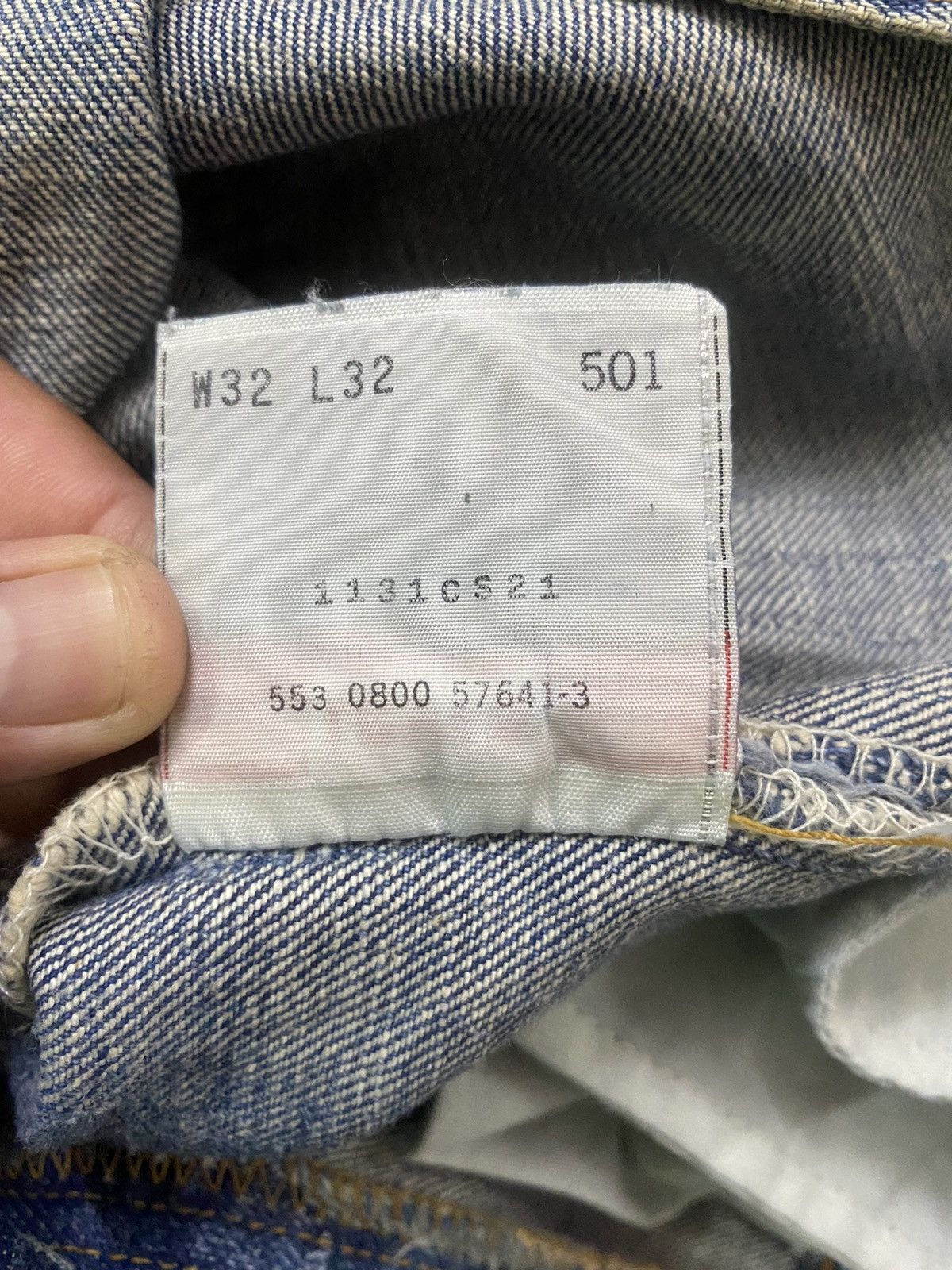 Levi's VINTAGE LEVIS 501 DISTRESSED DENIM JEANS Size US 30 / EU 46 - 10 Thumbnail