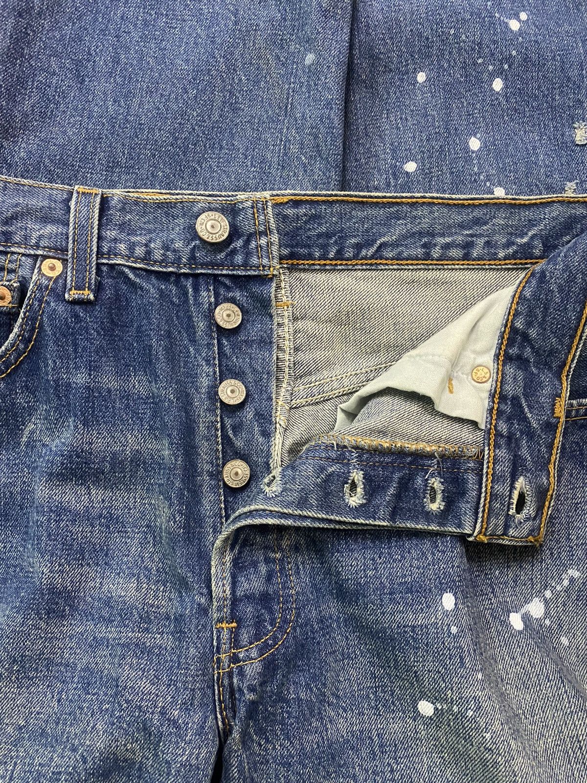Levi's VINTAGE LEVIS 501 DISTRESSED DENIM JEANS Size US 30 / EU 46 - 7 Thumbnail