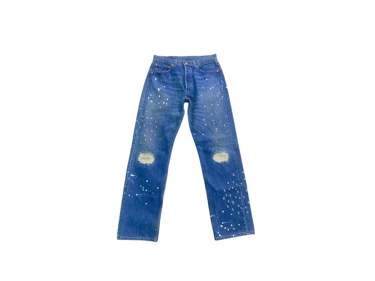 Levi's VINTAGE LEVIS 501 DISTRESSED DENIM JEANS Size US 30 / EU 46 - 1 Thumbnail