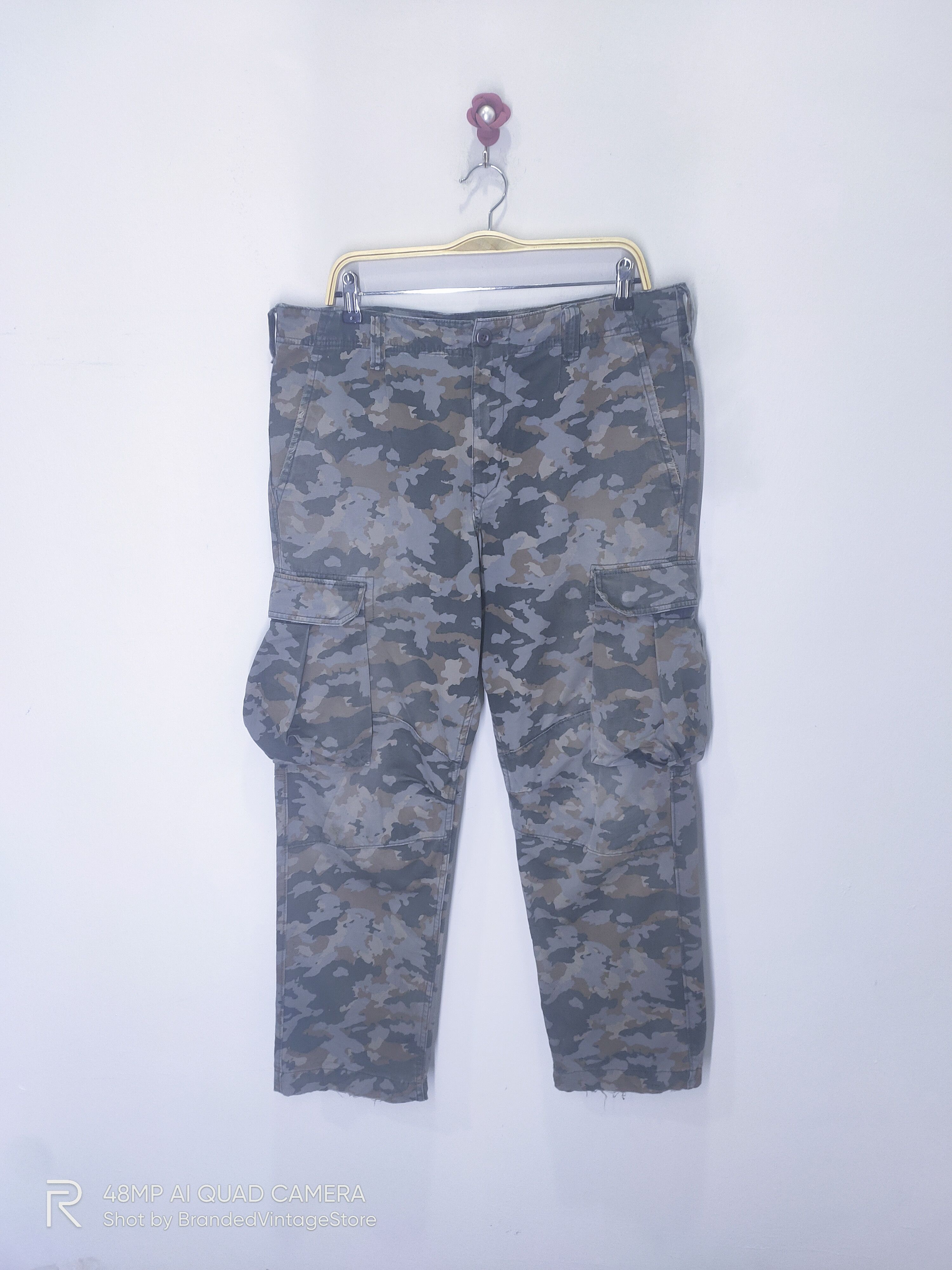 Gap GAP Military Camo Tactical Utility Double Knee Cargo Pants Size US 31 - 1 Thumbnail