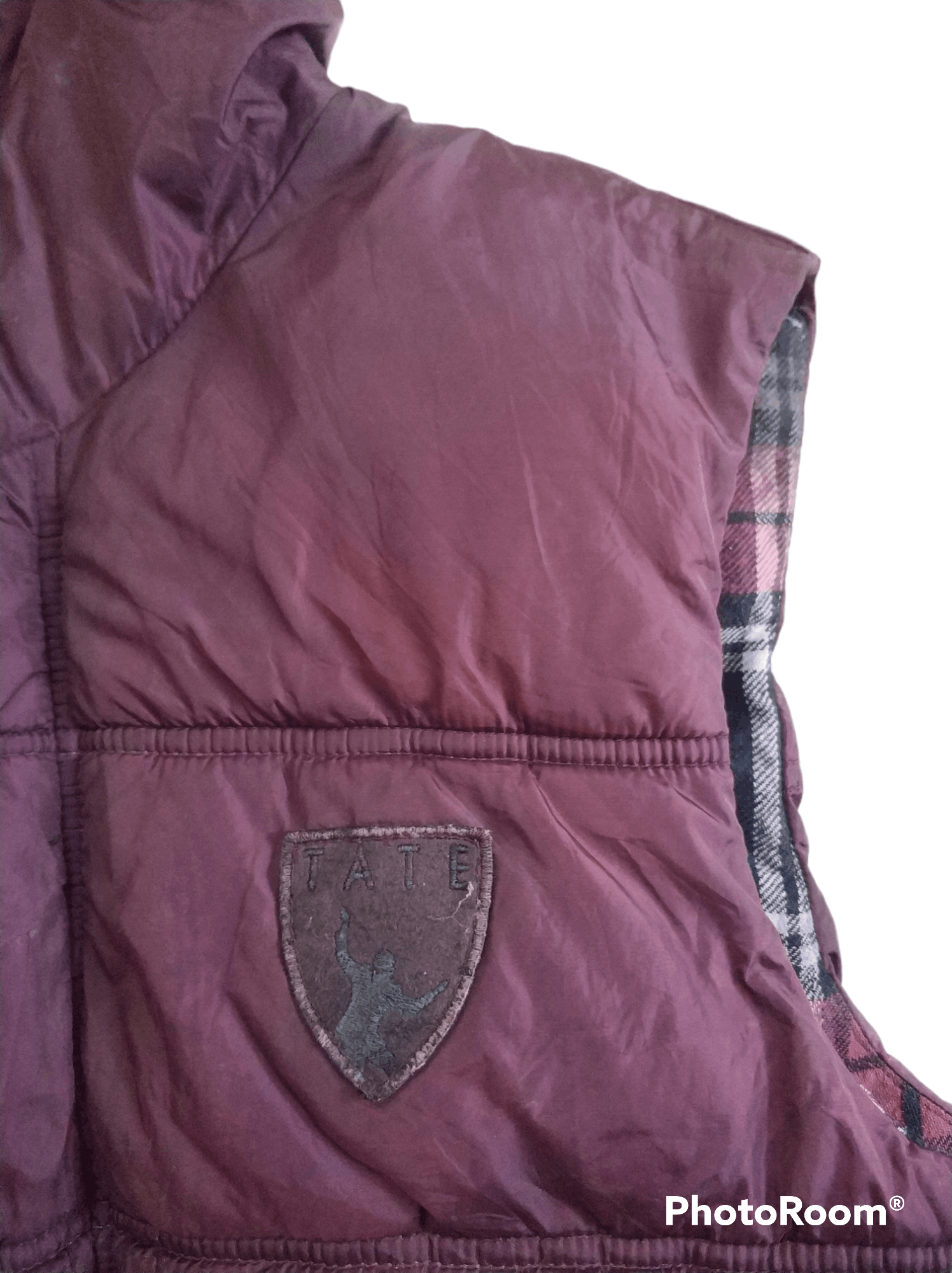 Japanese Brand 🔥Distressed Tate Maroon Puffer Vest Jacket Size US S / EU 44-46 / 1 - 4 Thumbnail