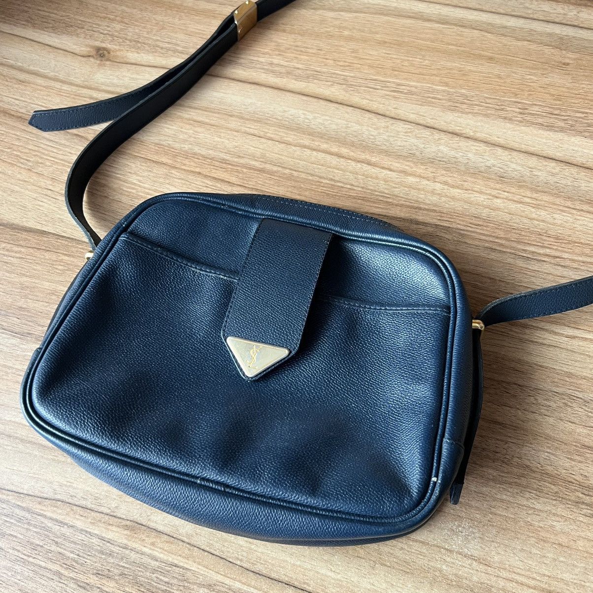 Vintage 🔥Vintage 80s Yves Saint Laurent Navy Shoulder Bag Size ONE SIZE - 2 Thumbnail